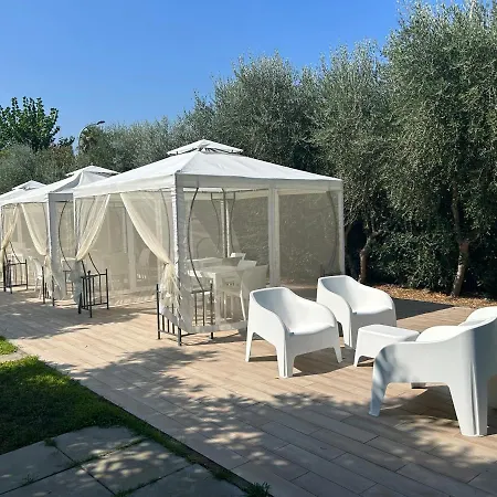 Park Village 4*
