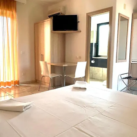 Hotel Park Village 4*