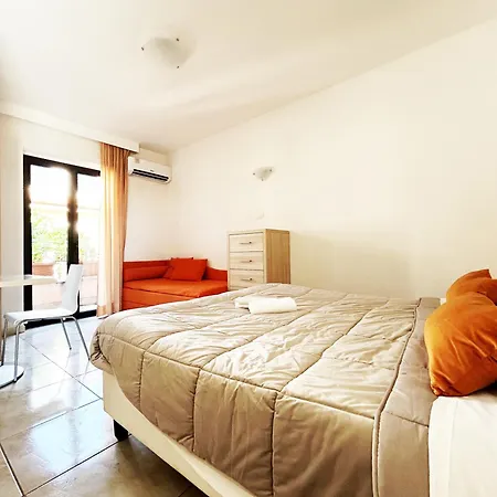 Park Village Hotel 4*