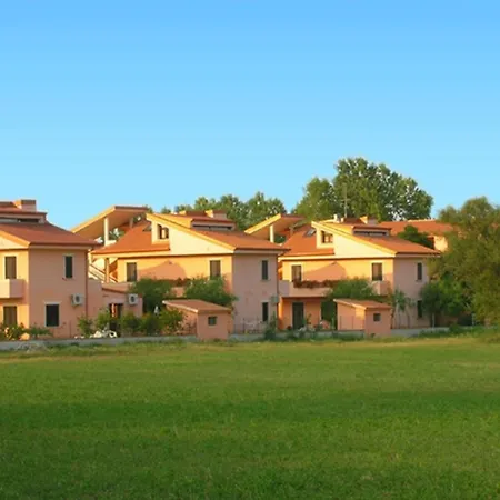 Park Village 4*