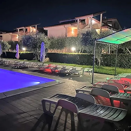 Park Village Ξενοδοχείο