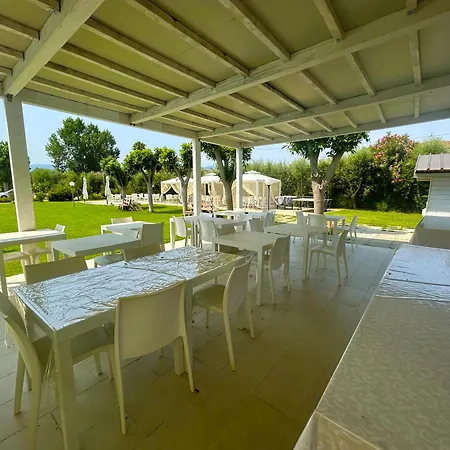 Park Village 4*
